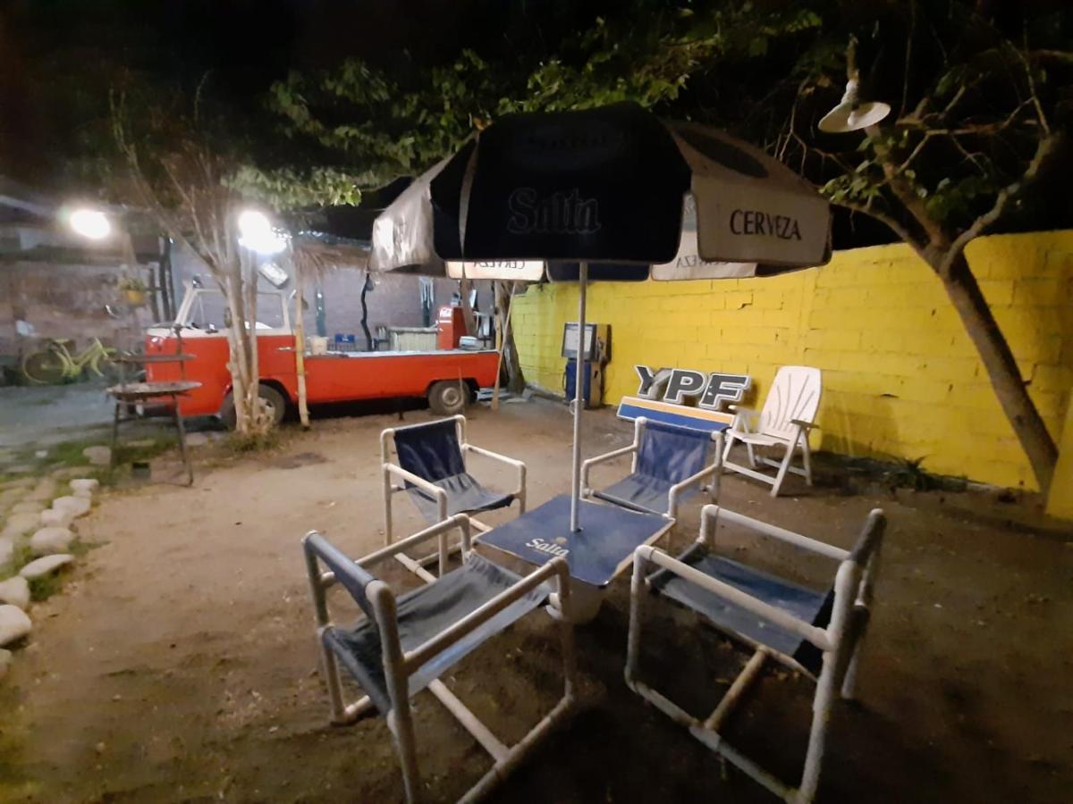 Plaza Hostel Sj 2 Салта Екстериор снимка