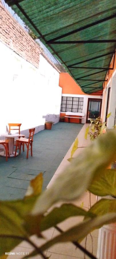 Plaza Hostel Sj 2 Салта Екстериор снимка