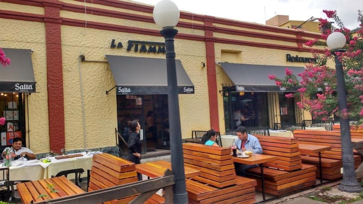 Plaza Hostel Sj 2 Салта Екстериор снимка