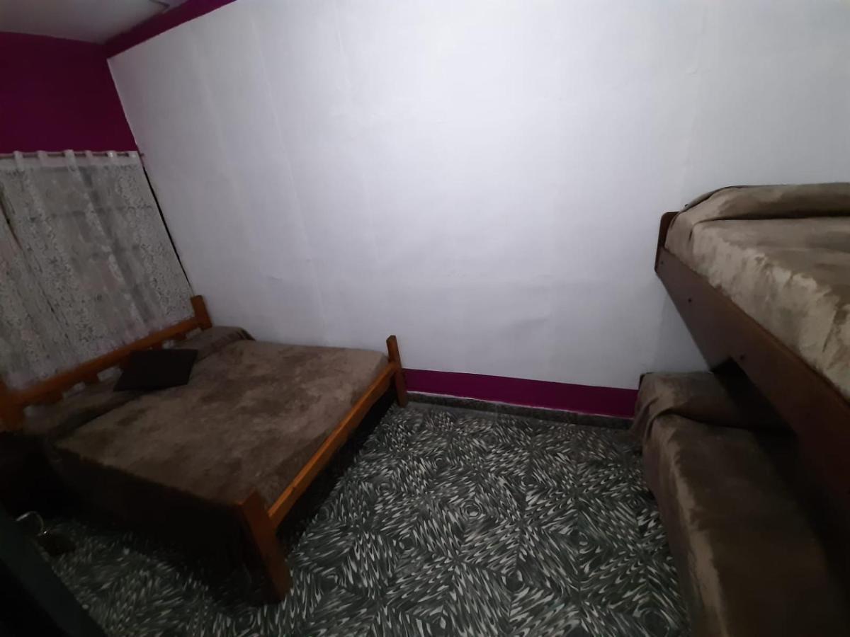 Plaza Hostel Sj 2 Салта Екстериор снимка