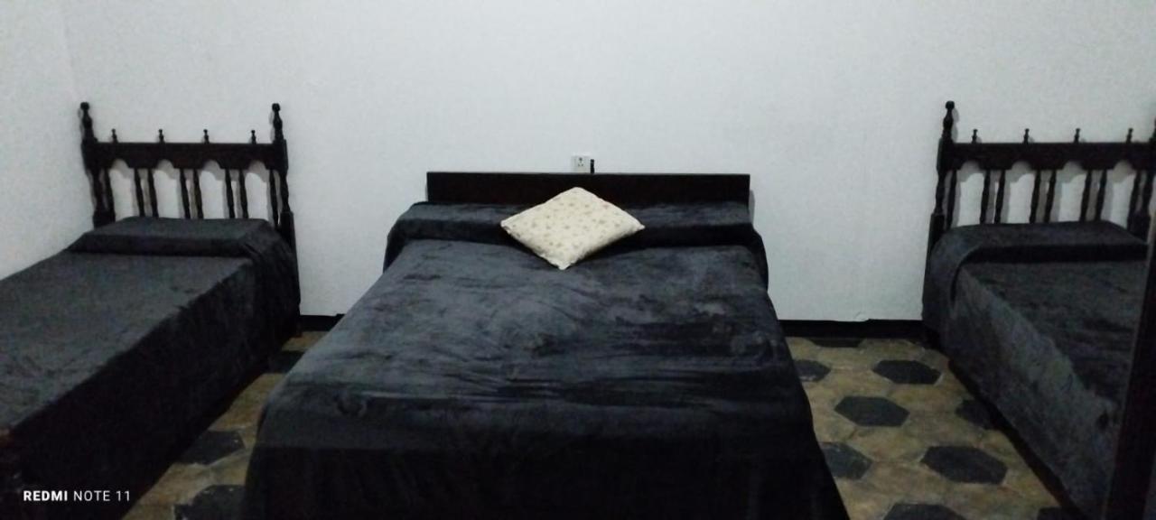 Plaza Hostel Sj 2 Салта Екстериор снимка